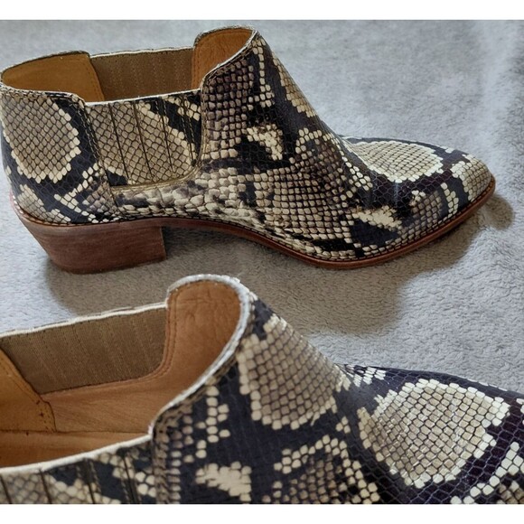 Madewell Womens Chelsea Ankle Boots Size 8.5 Brown Snake Embossed Leather Low - Picture 8 of 13